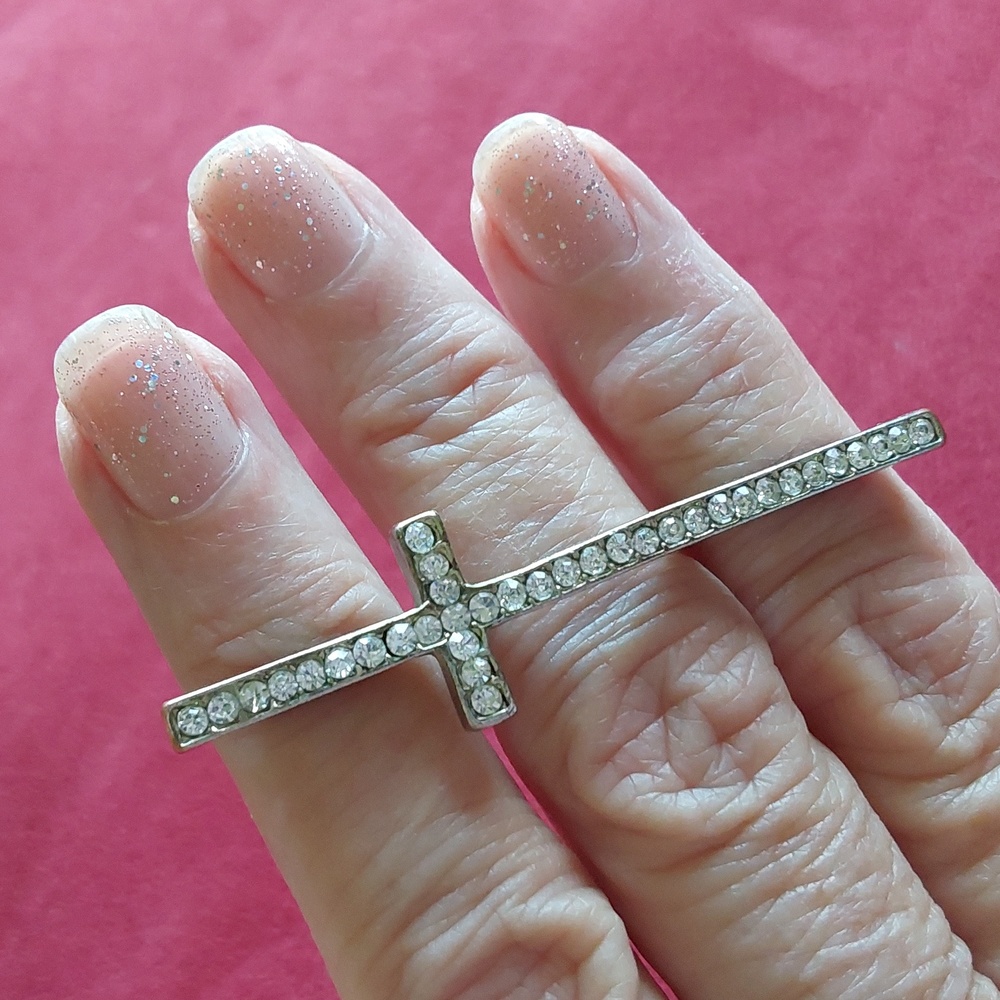 Large Rhinestone Cross Ring Sz 7 1/2